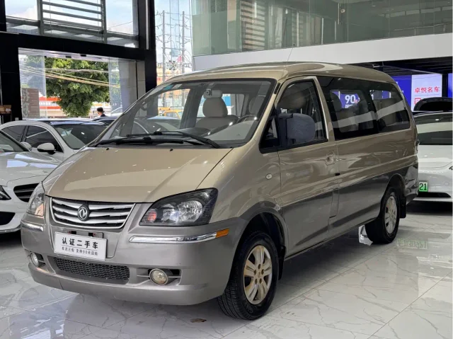 Forthing Lingzhi M3L 1.6L 7 seats Comfort Type