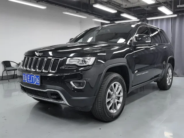Jeep Grand Cherokee (Import) 3.0L Elite Navigation Edition