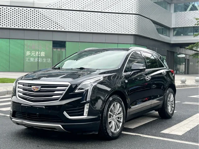 Cadillac XT5 Anniversary Celebration Edition 28T 4WD Luxury Type