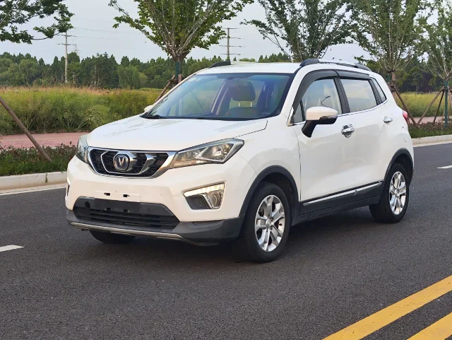 Changan CS15 1.5L Manual Fashion Edition
