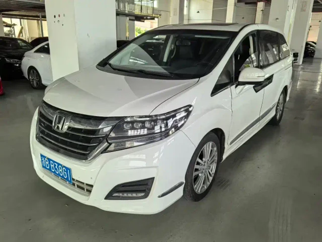 Honda Elysion 2.4L Luxury Edition