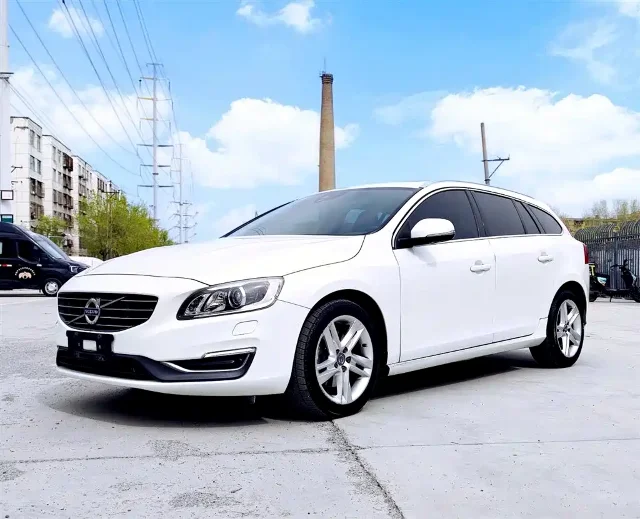 Volvo V60 T5 Smart Elegant Edition