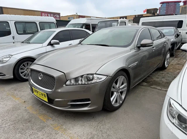 Jaguar XJ XJL 3.0 Panoramic Business Edition