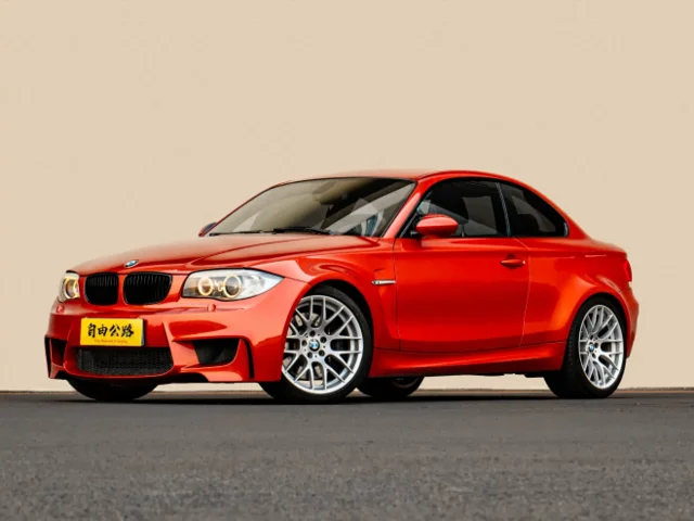 BMW 1 Series M 1M Coupe