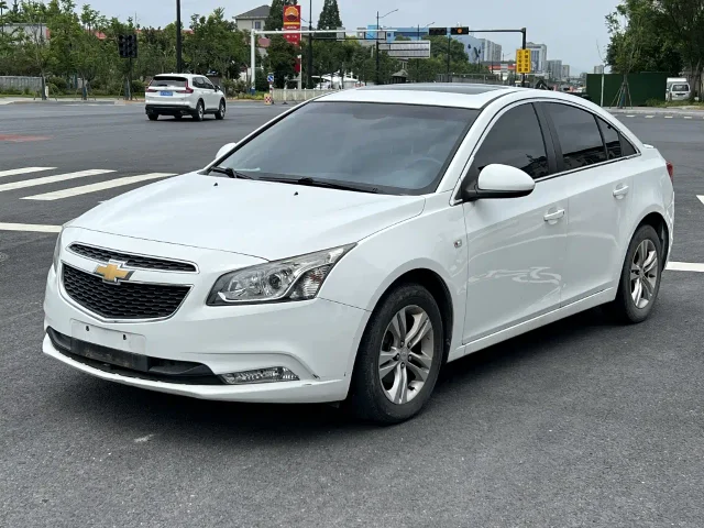 Chevrolet Cruze 1.5L Classic SE AT