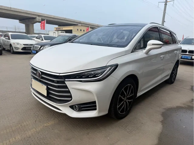 BYD Song MAX 1.5T Auto Connected Premium Type 7 seats