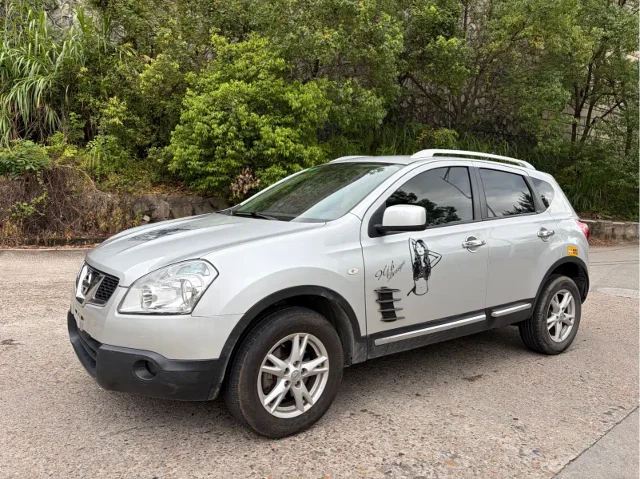 Nissan Qashqai 2.0XL Fire 6MT 2WD