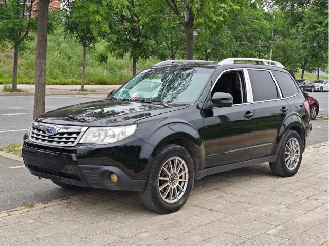 Subaru Forester Classic 2.5XS Auto Luxury Navigation Edition