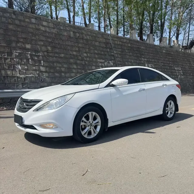 Hyundai Sonata 2.0L Auto Luxury Edition
