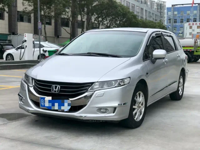 Honda Odyssey Dynamic Show 2.4L Luxury Edition