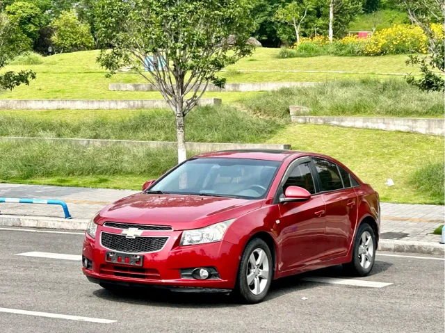 Chevrolet Cruze 1.6L SE AT