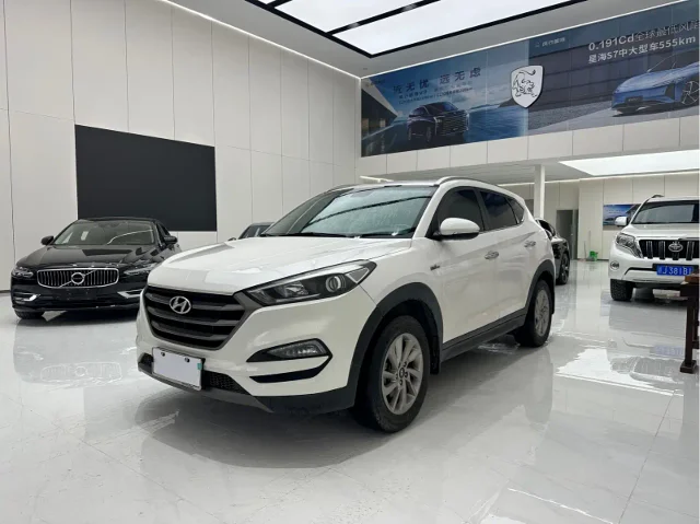 Hyundai Tucson 1.6T DCT 2WD Smart Type