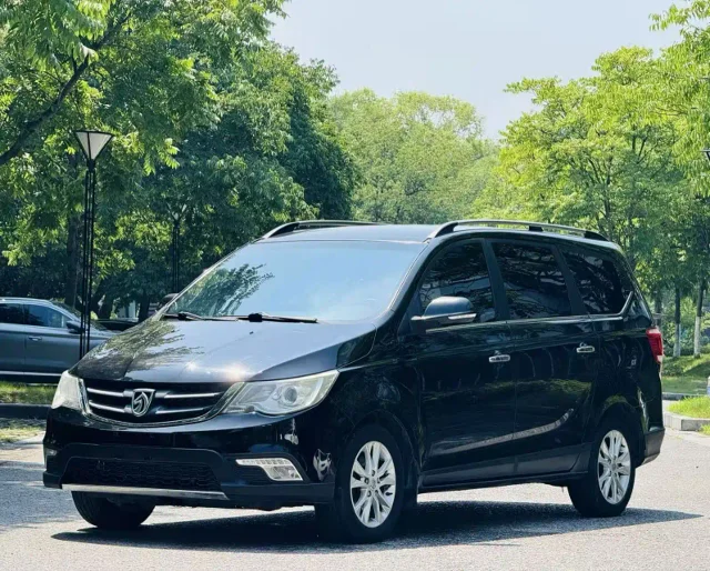 Baojun 730 1.5L Manual Comfort Type 7 seats