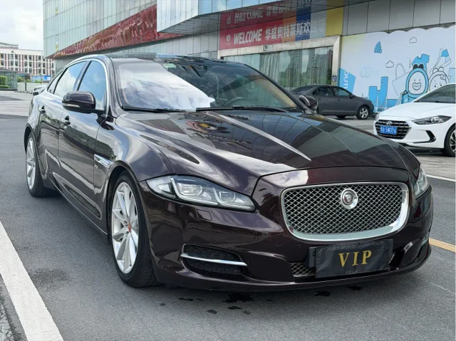 Jaguar XJ XJL 3.0 SC Cambridge Limited Edition
