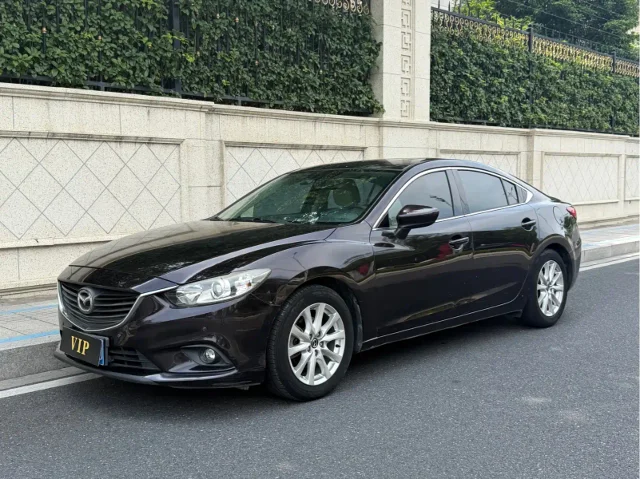 Mazda Atenza 2.0L Blue Sky Luxury Edition