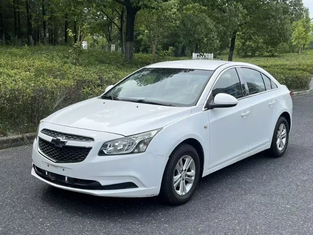 Chevrolet Cruze 1.5L Classic SL MT