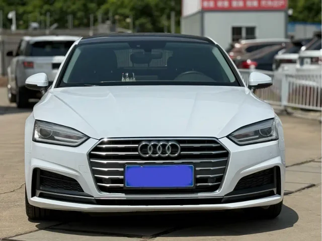 Audi A5 (Import) Coupe 40 TFSI Fashion Type