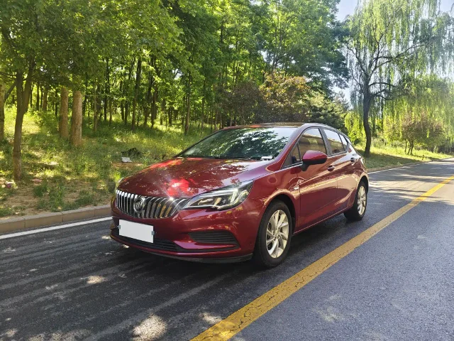 Buick Verano Hatchback 15S Auto Progressive Type