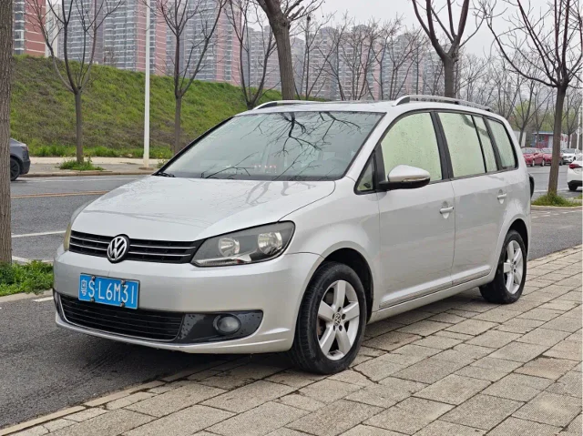 Volkswagen Touran 1.4T DSG Comfort Edition 5 seats