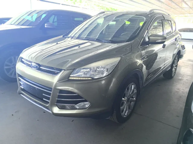 Ford Kuga 1.6L GTDi 4WD Elite Type