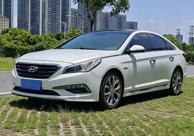 Hyundai Sonata 1.6T GLX Leading Type