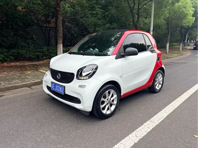 Smart fortwo 1.0L 52 kW Hardtop Lively Edition