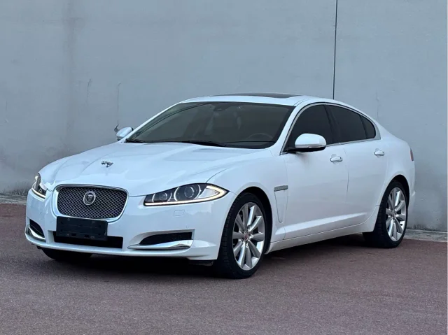 Jaguar XF XF 2.0T 80th Anniversary Collection Luxury Edition