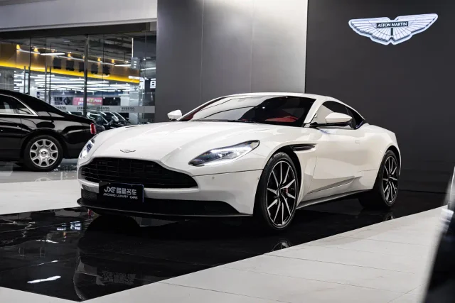 Aston Martin DB11 4.0T V8 Coupe