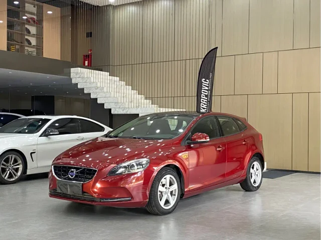 Volvo V40 T3 Smart Leisure Edition