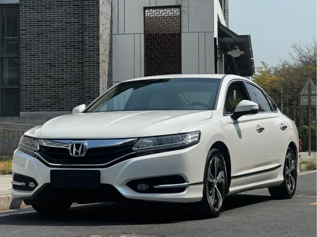 Honda Spirior 2.4L Luxury Edition