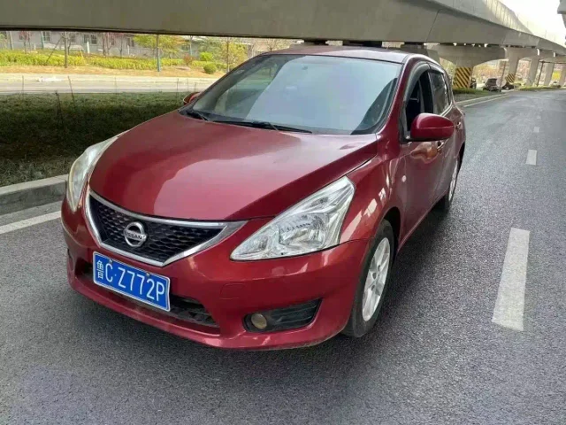 Nissan Tiida 1.6L CVT Cool Coffee Edition