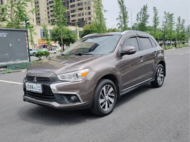 Mitsubishi ASX 2.0L CVT 2WD Navigator Edition