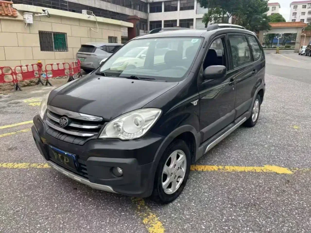 FAW Senya S80 1.5L Manual 7 seats Comfort Edition