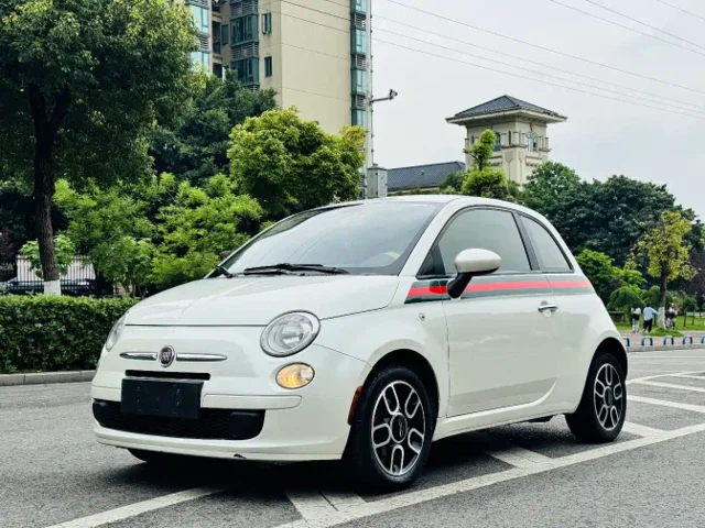 Fiat 500 1.4L Fashion Edition