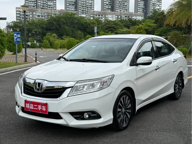 Honda Crider 1.8L Auto Comfort Edition