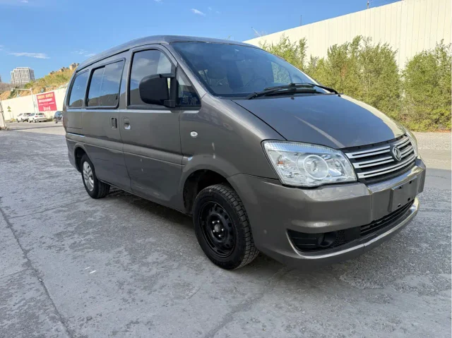 Forthing Lingzhi M3 1.5L 5 seats Basic Type