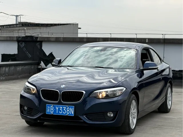 BMW 2 Series (Import) 218i