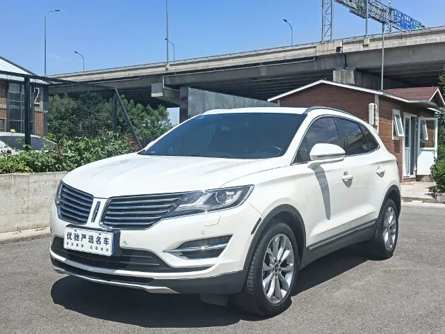 Lincoln MKC 2.0T 4WD Elegant Edition