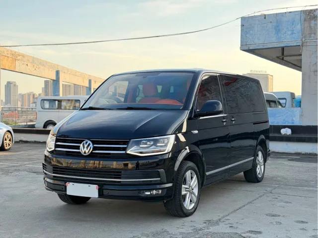 Volkswagen Multivan 2.0TSI 2WD Luxury Edition 7 seats