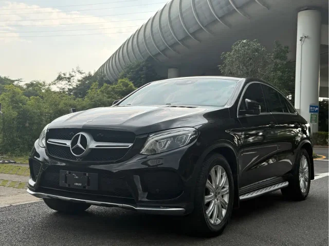 Mercedes-Benz GLE Coupe GLE 320 4MATIC Coupe SUV