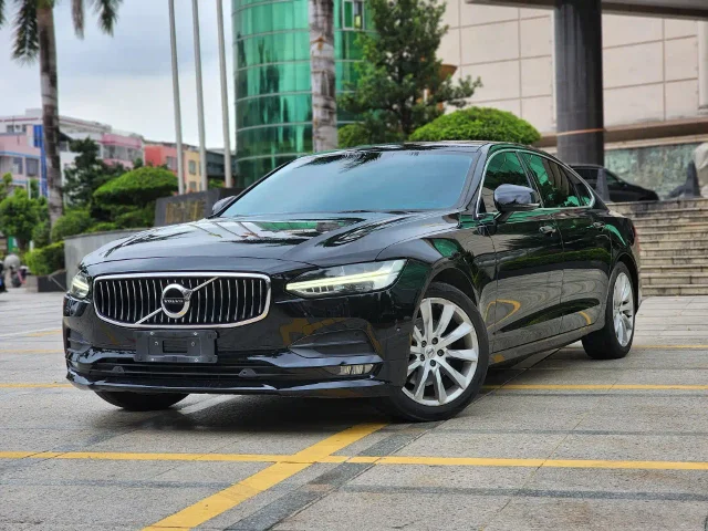 Volvo S90 T5 Smart Vision Edition