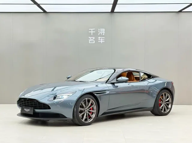 Aston Martin DB11 4.0T V8 Coupe