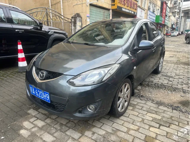 Mazda 2 Dazzle Dynamic 1.5L Auto Luxury Edition