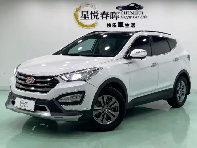 Hyundai Santa Fe 2.4L Auto 2WD Smart Type
