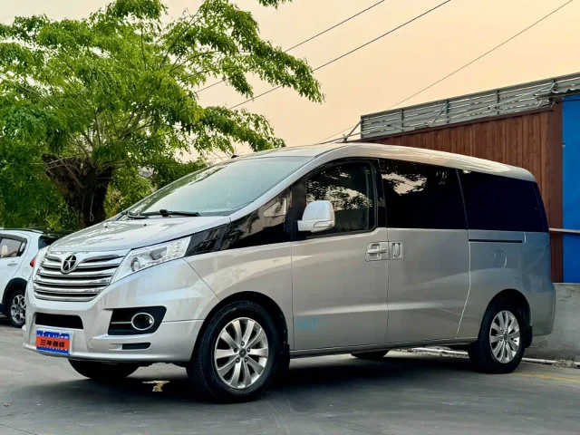 JAC Refine M5 2.0T Gasoline Auto Official Edition