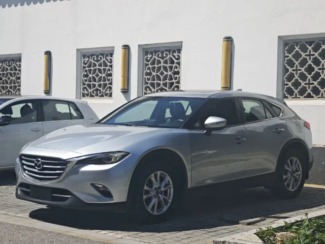 Mazda CX-4 2.0L Auto 2WD Blue Sky Vitality Edition China V