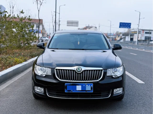Skoda Superb 1.8TSI Auto Elegant Edition