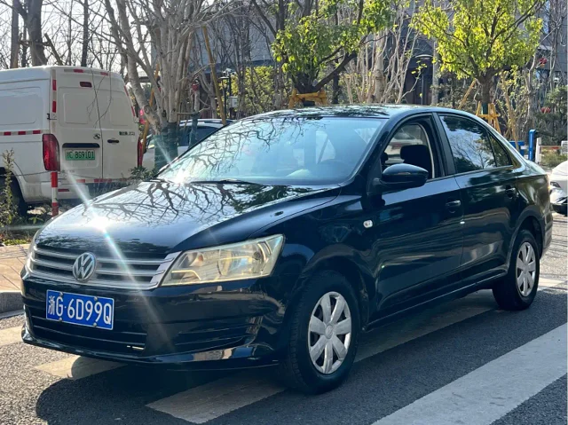 Volkswagen Santana 1.6L Manual Elegant Edition