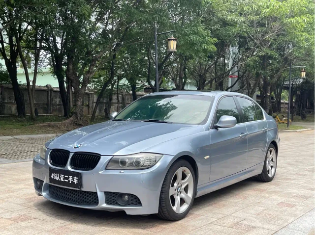 BMW 3 Series (Import) 325i Luxury Type