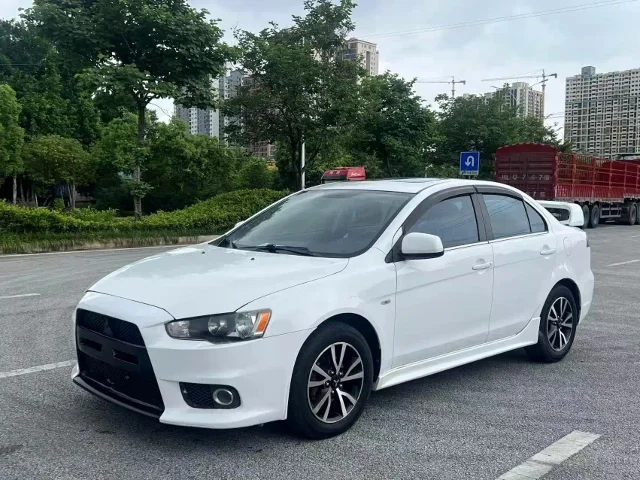Mitsubishi Lancer EX Fashion Edition 1.8L CVT Luxury Type